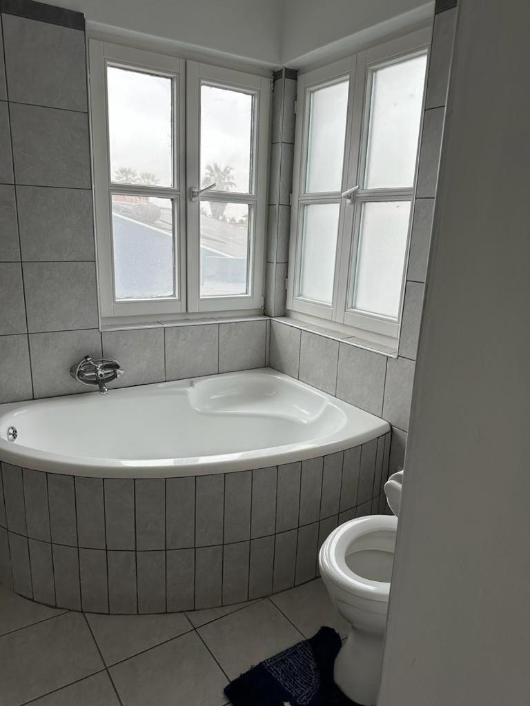 Coastwave Guest House Walvis Bay Zewnętrze zdjęcie