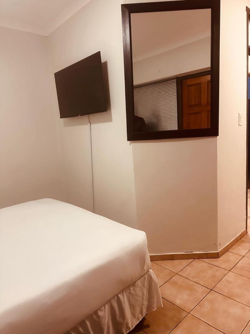 Coastwave Guest House Walvis Bay Zewnętrze zdjęcie
